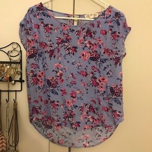 ✨Moving Sale✨ Floral Print Shirt Small